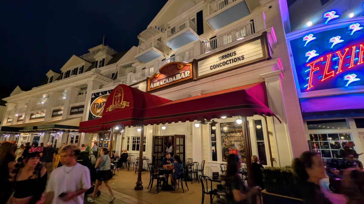 AbracadaBar